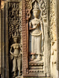 http://www.canbypublications.com/siemreap/temples/photos-temples/ph-thommon3.jpg